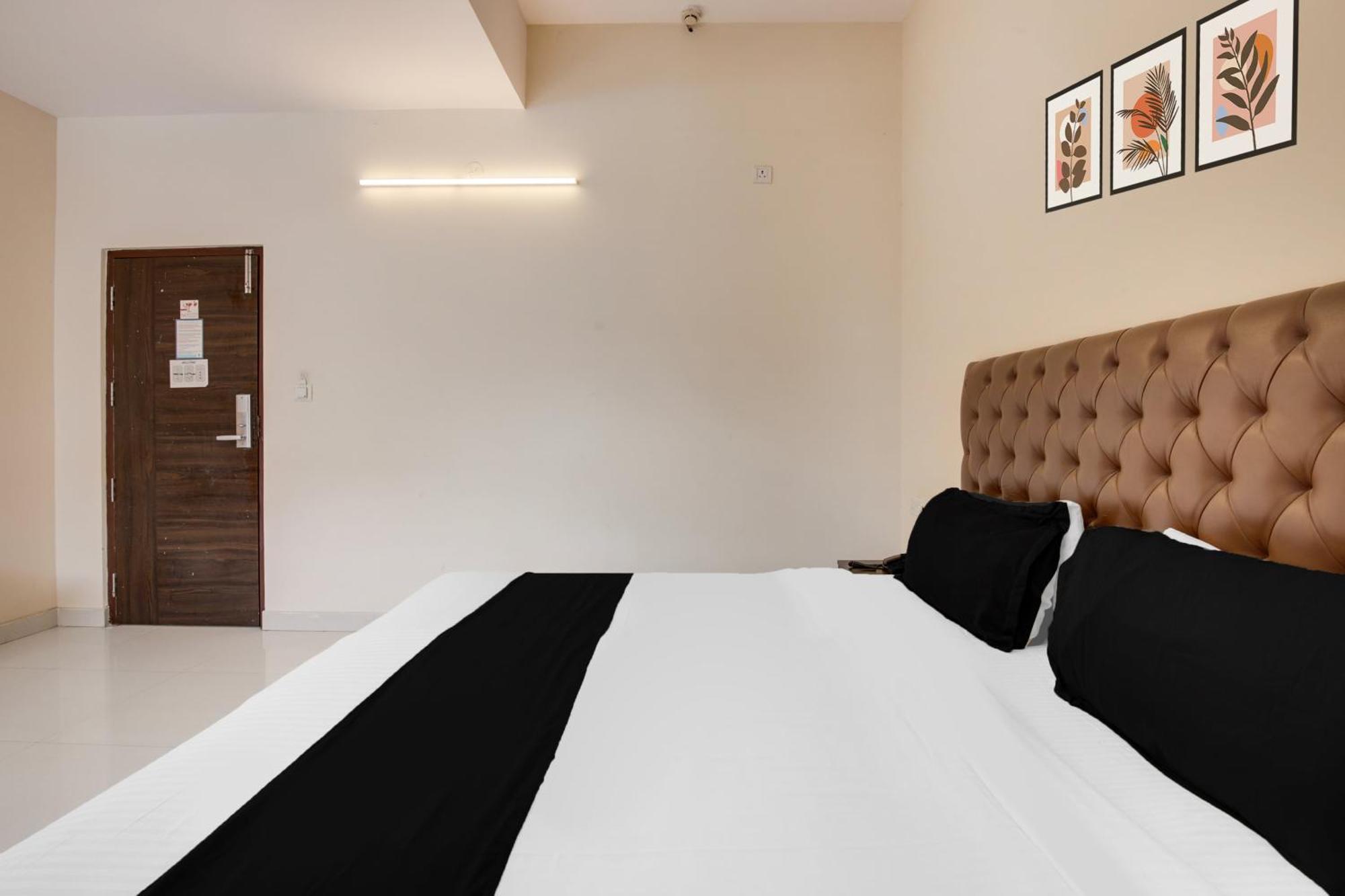 Super Townhouse Hbr Layout Bangalore Exterior photo